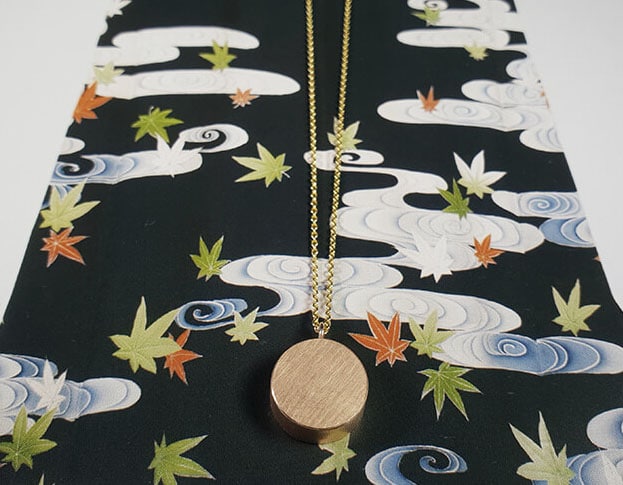Roodgouden doosje hanger japonais. Rose gold Box pendant Japonais. Oogst goudsmid Amsterdam