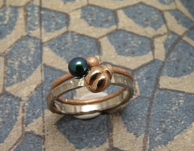 Stackable rings made at the Oogst studio. Collect your own classic mix or change it up everyday. Oogst goldsmith in Amsterdam