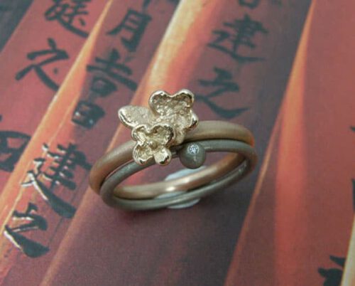 Stackable rings made at the Oogst studio. Collect your own classic mix or change it up everyday. Oogst goldsmith in  Amsterdam
