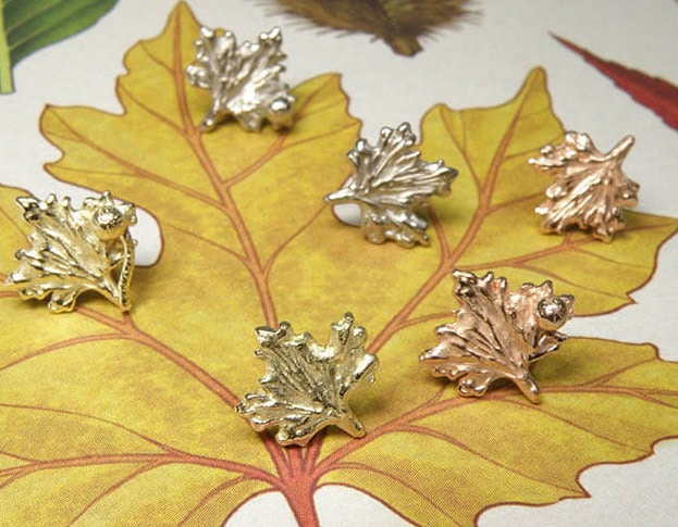 Oorsieraden Plataan blaadjes. Uit de Hortus Botanicus collectie Ontwerp van Oogst Amsterdam