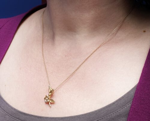 Roségouden hanger In bloei. Rosé gold pendant 'In bloom' . Oogst goudsmid Amsterdam
