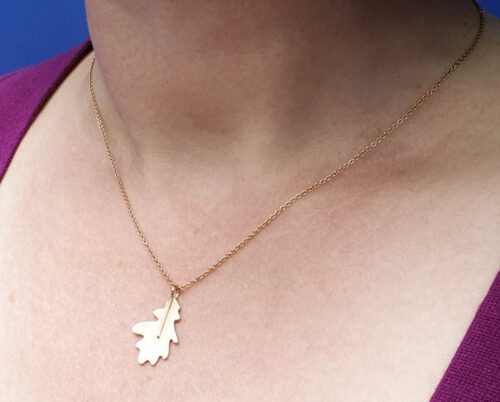 Roodgouden Eik hanger. Rose gold Oak pendant. Oogst goudsmid Amsterdam