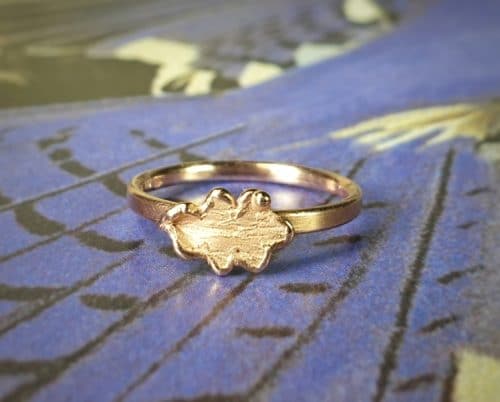 Roodgouden 'Eik' ring. Oogst sieraden, edelsmid Amsterdam