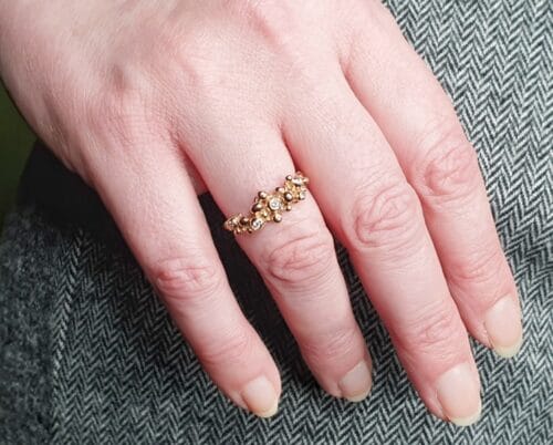 Rose gold Berries ring with diamonds. Oogst goldsmith Amsterdam. Independent jewellery designer.