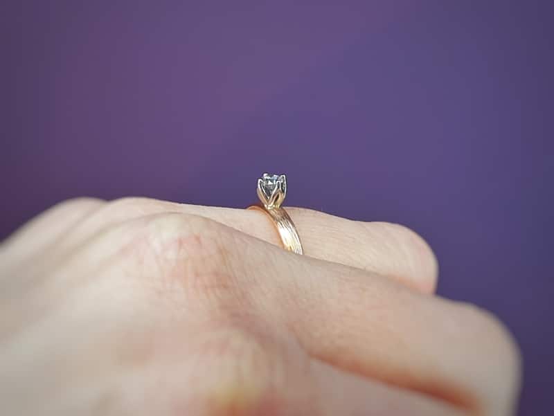 Rose gold engagement ring Rhythm with a 0,23 ct diamond. Oogst goldsmith Amsterdam.