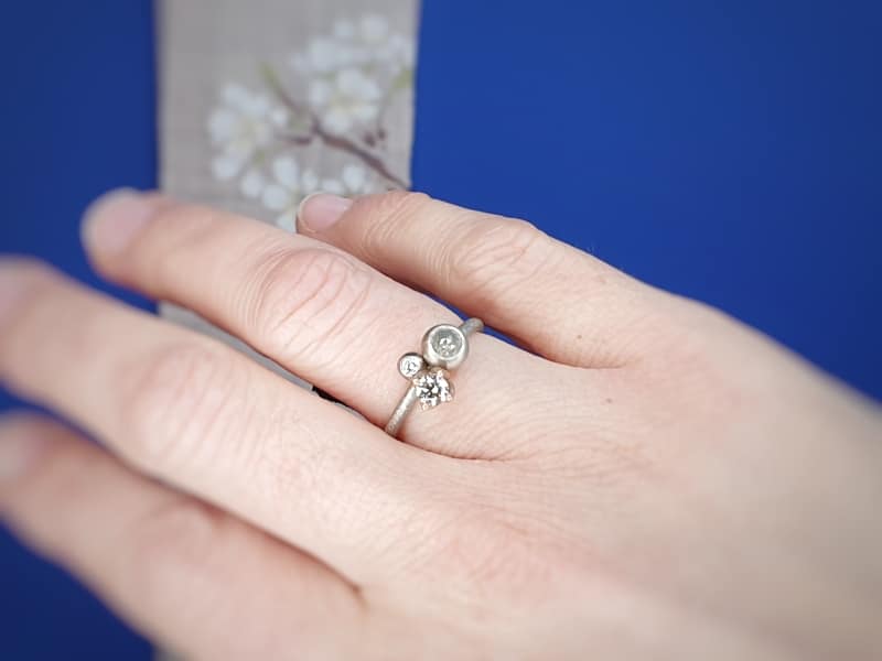 Ring Verzameling, witgoud met diamanten. Oogst goudsmid Amsterdam